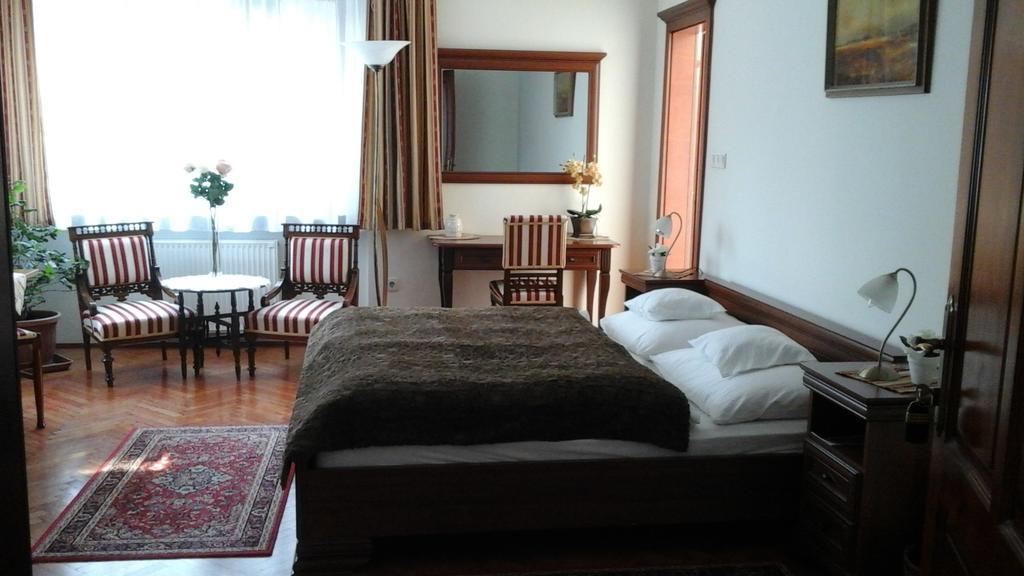 Villa Cecile Шопрон Екстер'єр фото