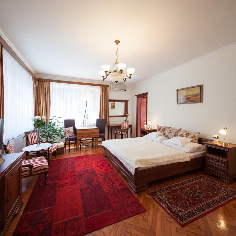 Villa Cecile Шопрон Екстер'єр фото