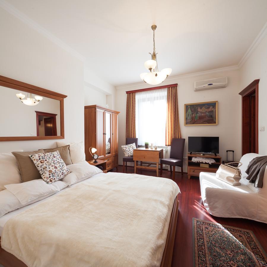 Villa Cecile Шопрон Екстер'єр фото